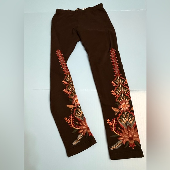 Johnny was black embroidered knit leggings XS. Very good condition. Beautiful. - Picture 1 of 11